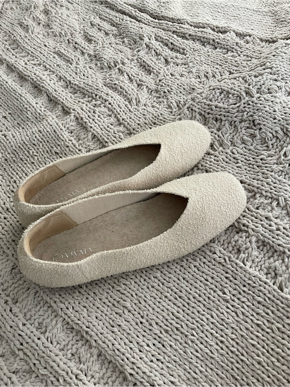 Vivaia Bouclé Flats in Cream